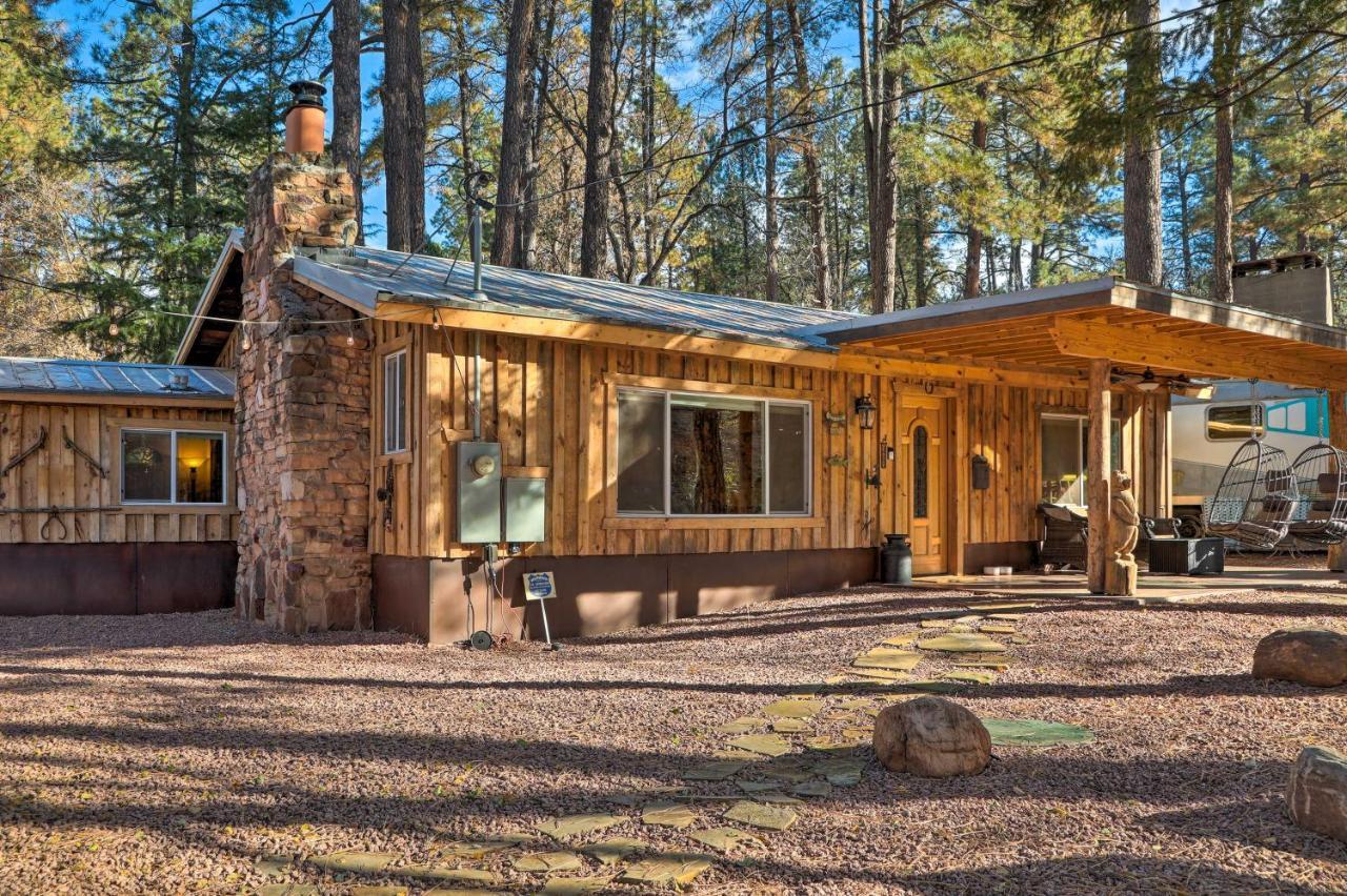Cozy Cabin Retreat With Patio And Fenced Yard Payson Bagian luar foto